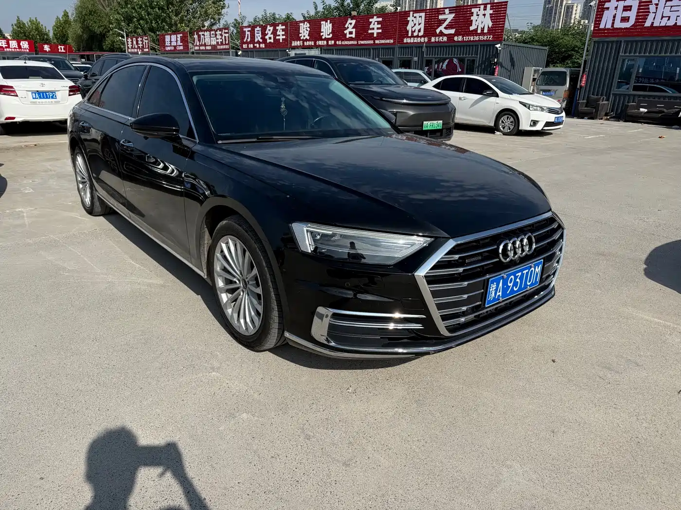 Фото 3 - Audi A8