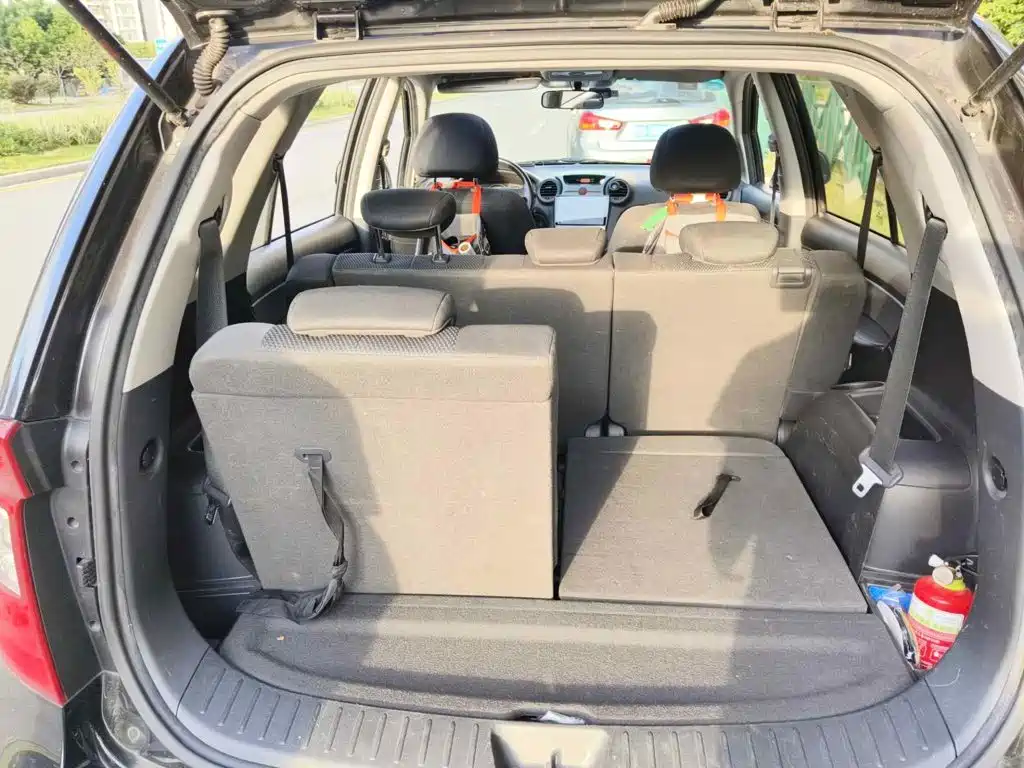 Kia Carens 2010 2007 Model 2.0L 7-seat Standard