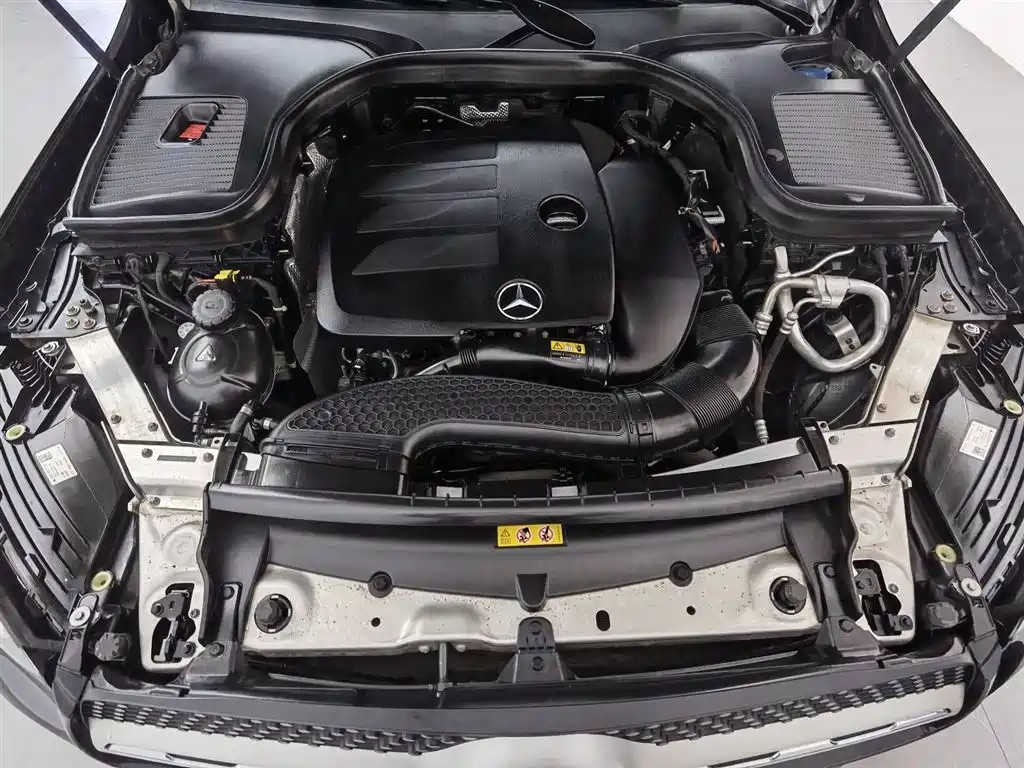 Mercedes-Benz GLC 2022 Model GLC 260 L 4MATIC Luxury Edition фото 6