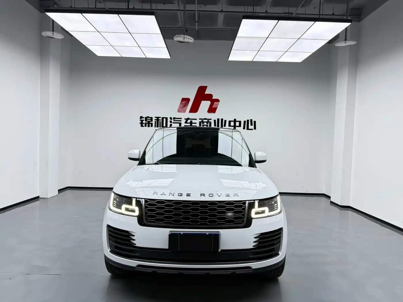 Land Rover Range Rover 2018 3.0 SC V6 Golden Age Edition