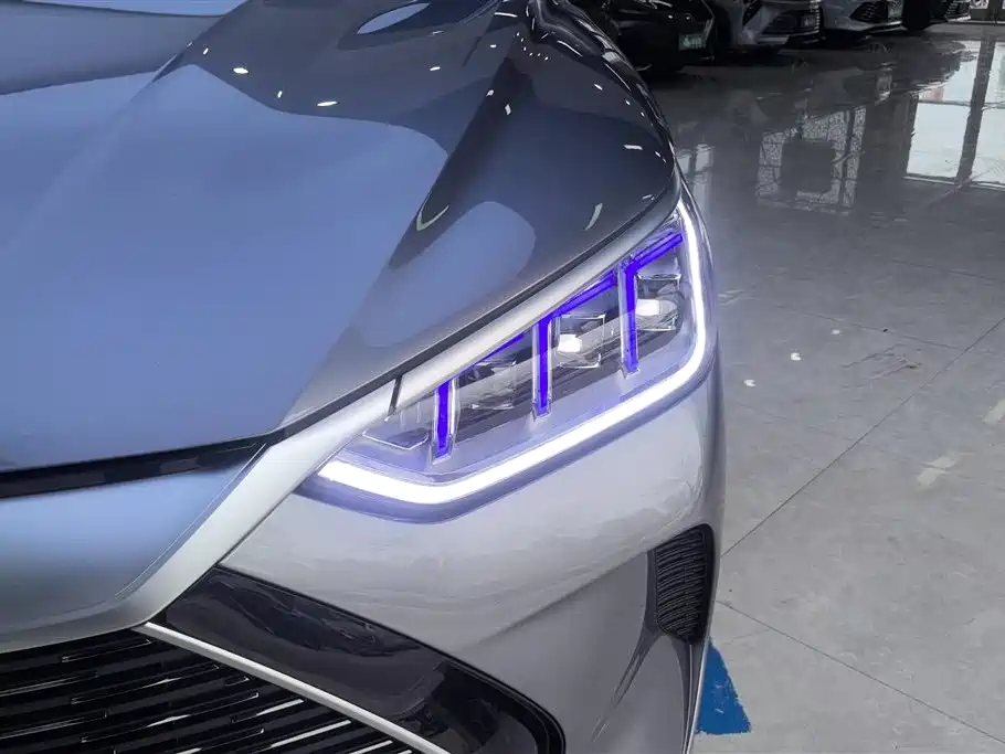 BYD Song PLUS PHEV 2021 DM-i 110KM Flagship фото 5