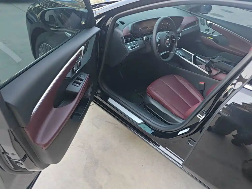 Photo 16 - Buick LaCrosse