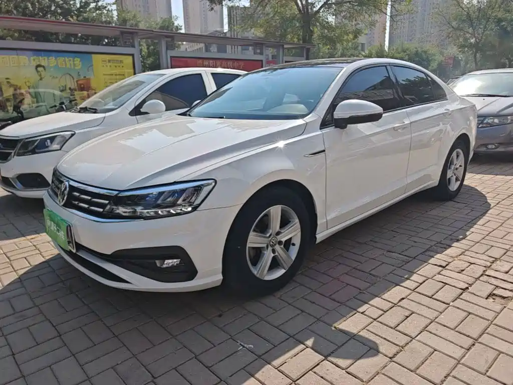 Volkswagen Lamando 2021 230TSI DSG Fashion Edition