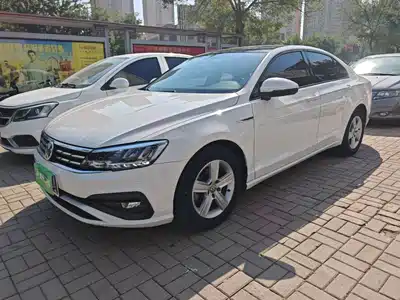 Volkswagen Lamando
