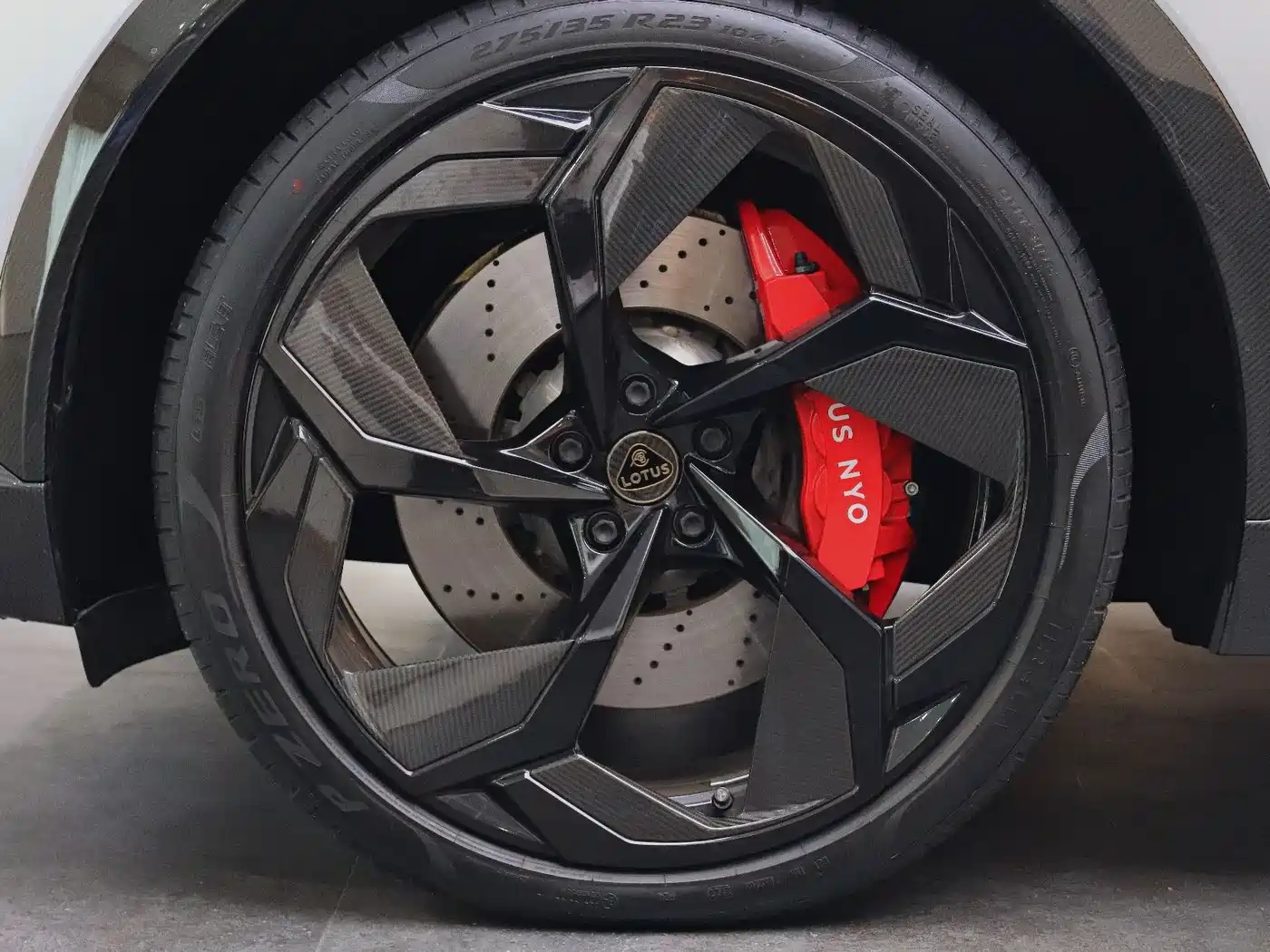 Lotus ELETRE 2025 2023 ELETRE R+