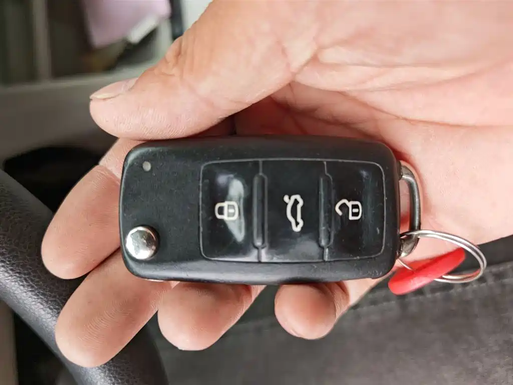 Volkswagen up! 2015 1.0L move up! фото 12