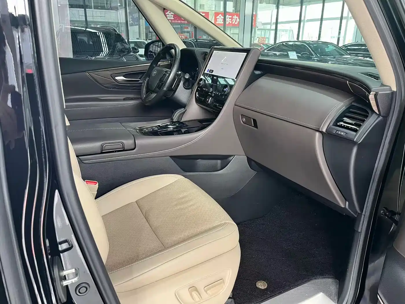 TOYOTA ELFA