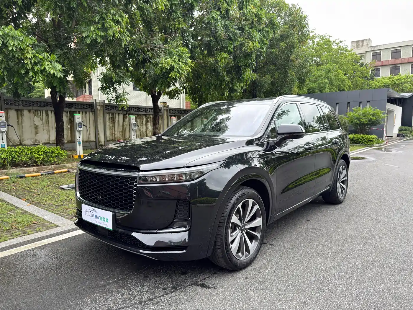 Li Auto Li ONE 2021 Extended Range 6-Seater