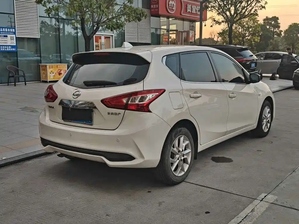 Nissan Tiida 2024 2024 1.6L CVT Cool Sport Edition