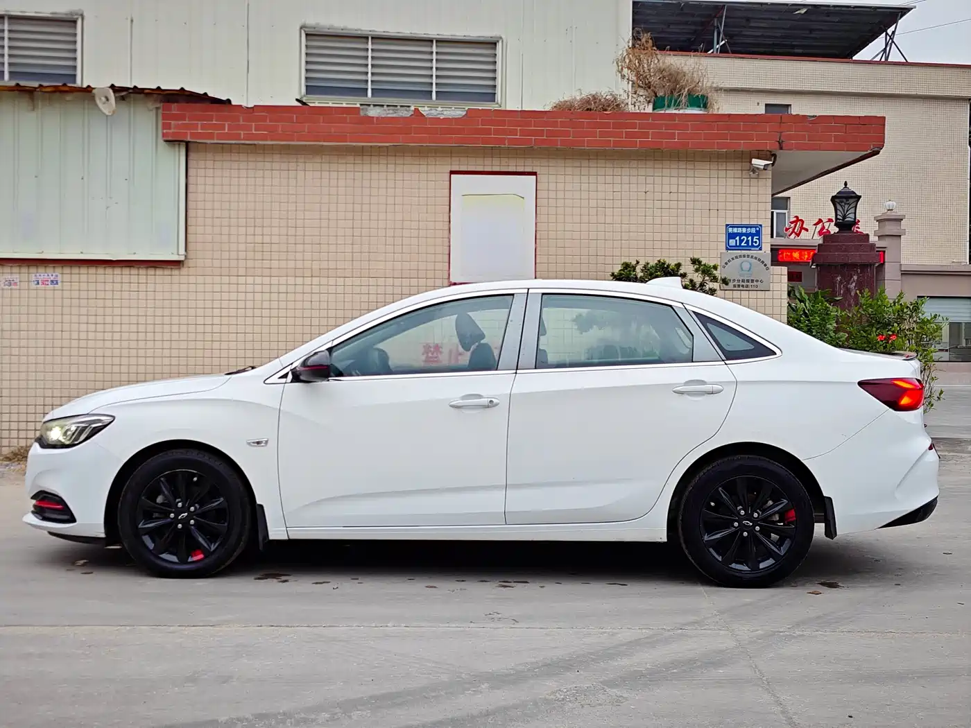 Chevrolet Monza 2019 Redline 320T DCT Refreshing Edition VI фото 6
