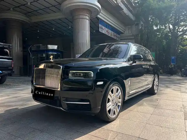 Rolls-Royce Cullinan 2018 5-Seater Version
