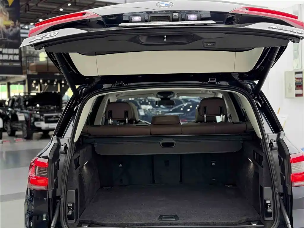 BMW X5 (Import) 2020 xDrive30i M Sport Package фото 18