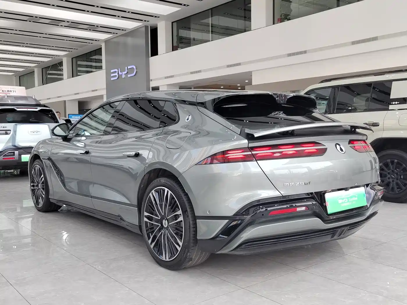 Denza Z9GT 2024 1100 AWD Ultra Edition фото 11
