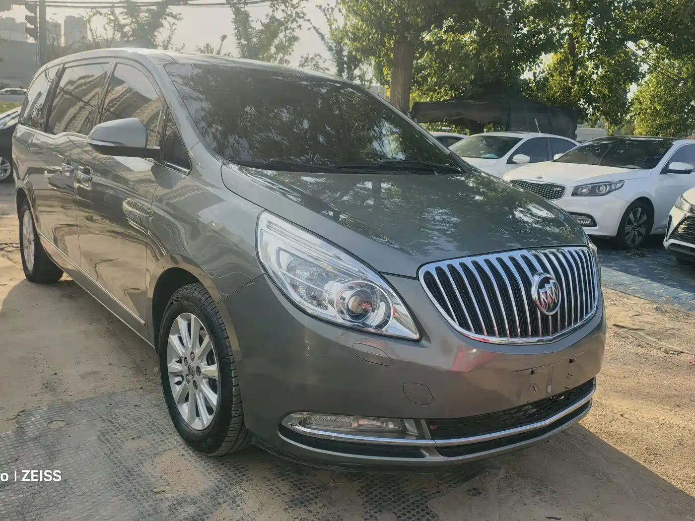 Buick GL8 2013 3.0L XT Luxury Business Flagship Edition фото 2