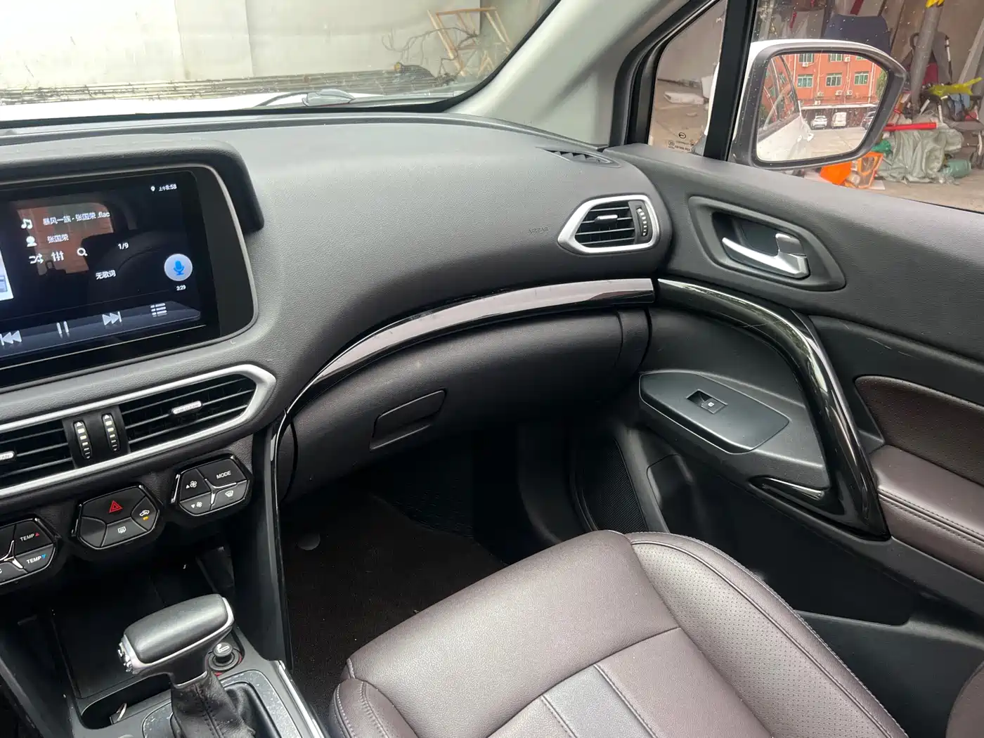 GAC Trumpchi Trumpchi GS4 2018 200T G-DCT 2WD Elite Edition фото 19