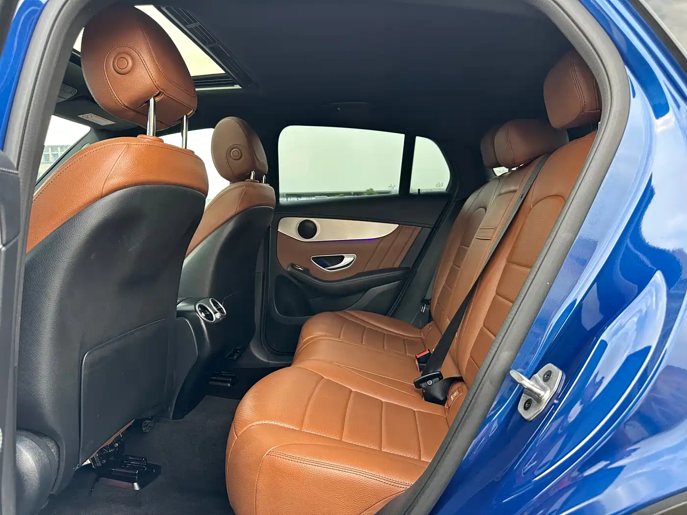 Mercedes-Benz GLC Coupe 2022 Facelift GLC 260 4MATIC Coupe SUV фото 6