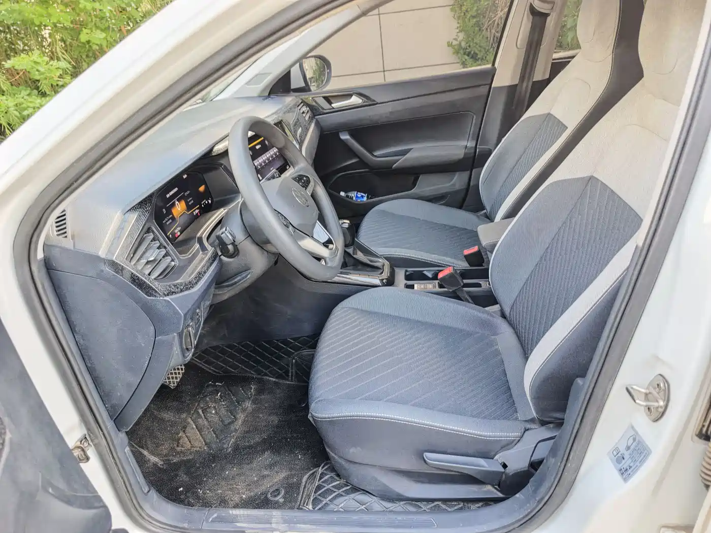 Volkswagen Lavida 2023 Xinrui 1.5L Auto Xinyi Edition фото 10