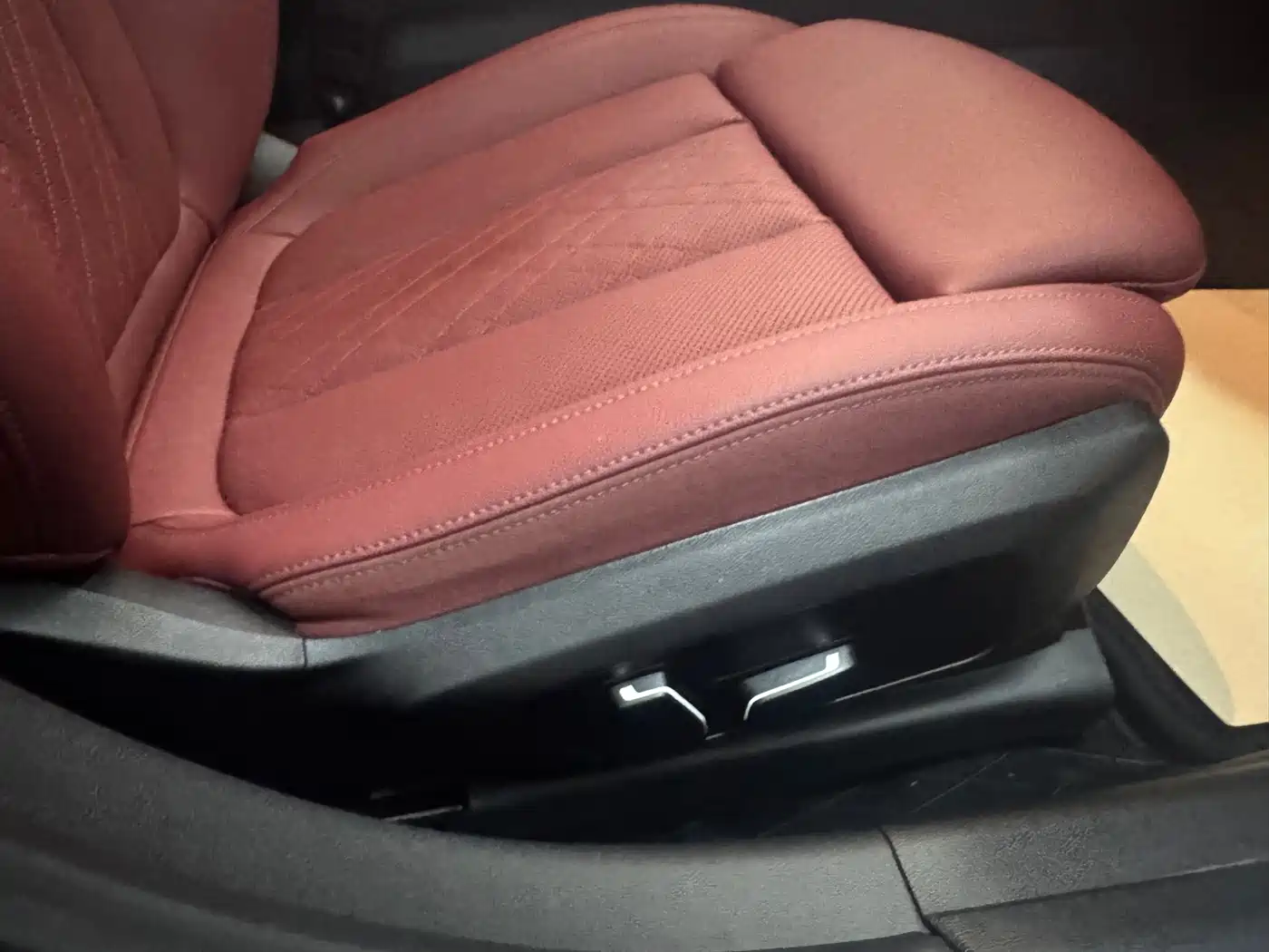 BMW 3 Series 2024 325i M Sport Shadowline Package фото 8