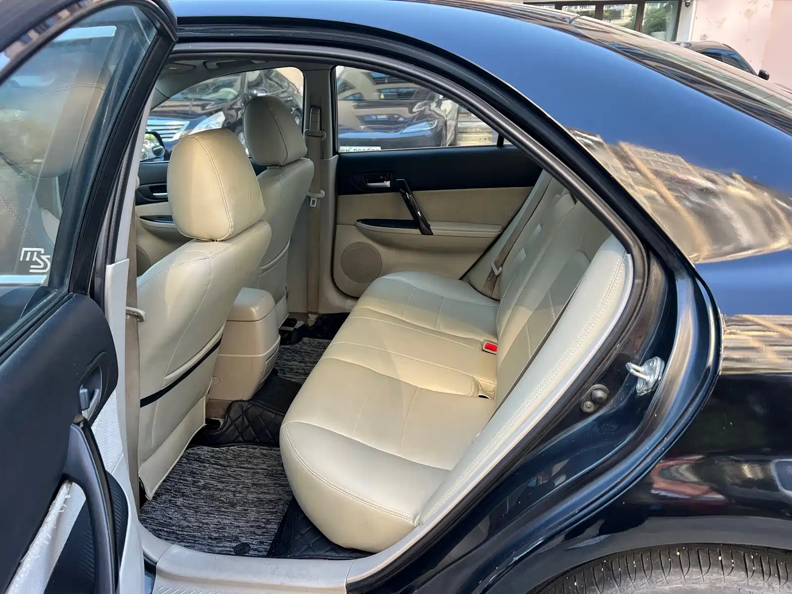 Фото 5 - Mazda 6