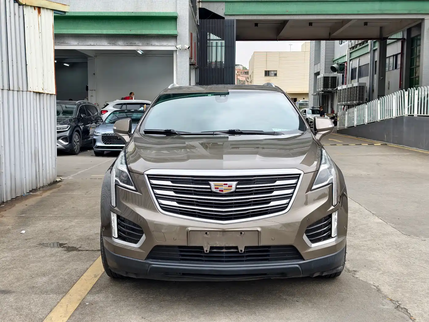 Cadillac XT5 2016 28T AWD Premium Model фото 2