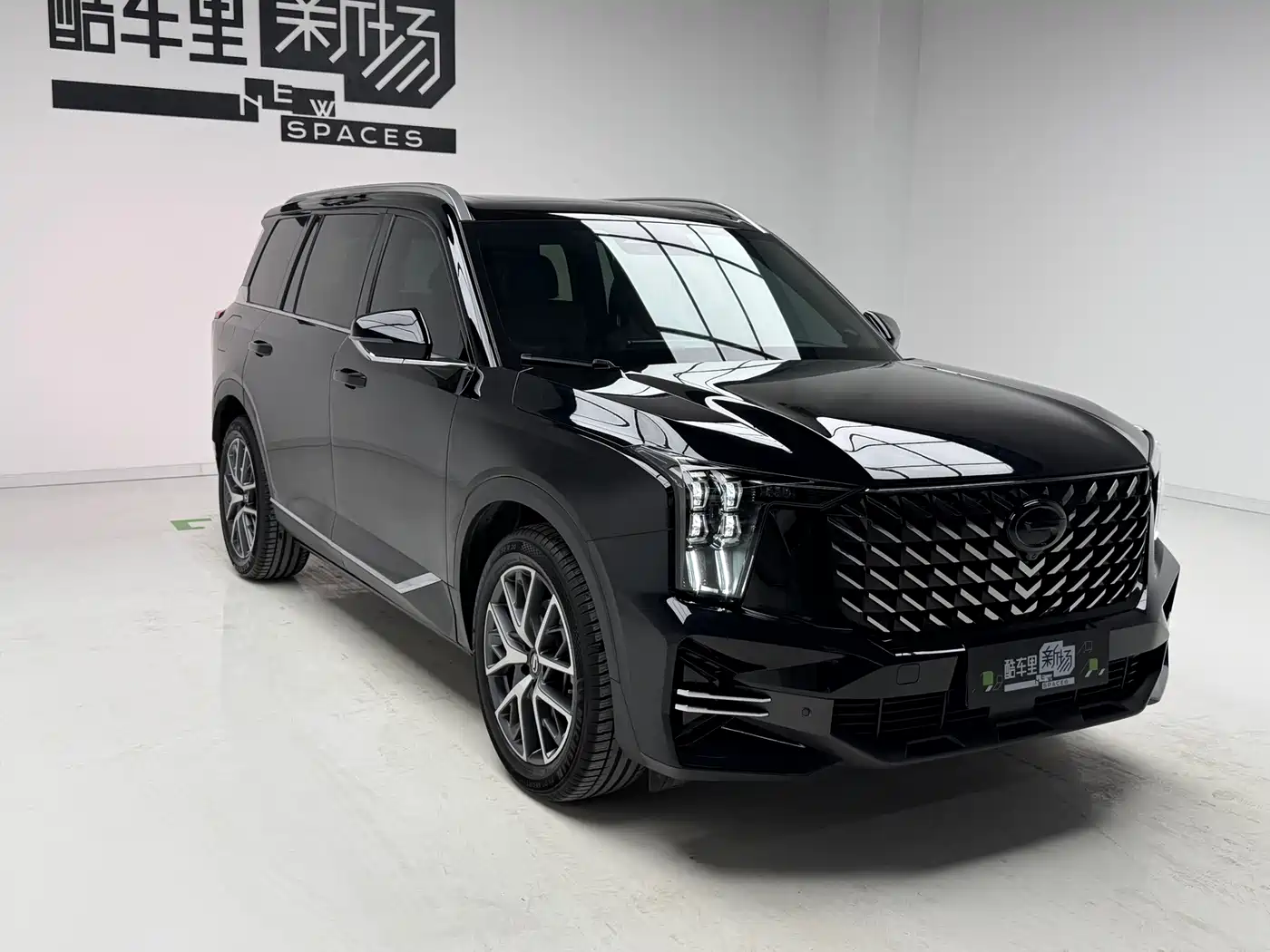 GAC Trumpchi Trumpchi GS8 2024 Navigator Series 2.0TGDI 2WD Luxury Smart Connect Edition фото 3