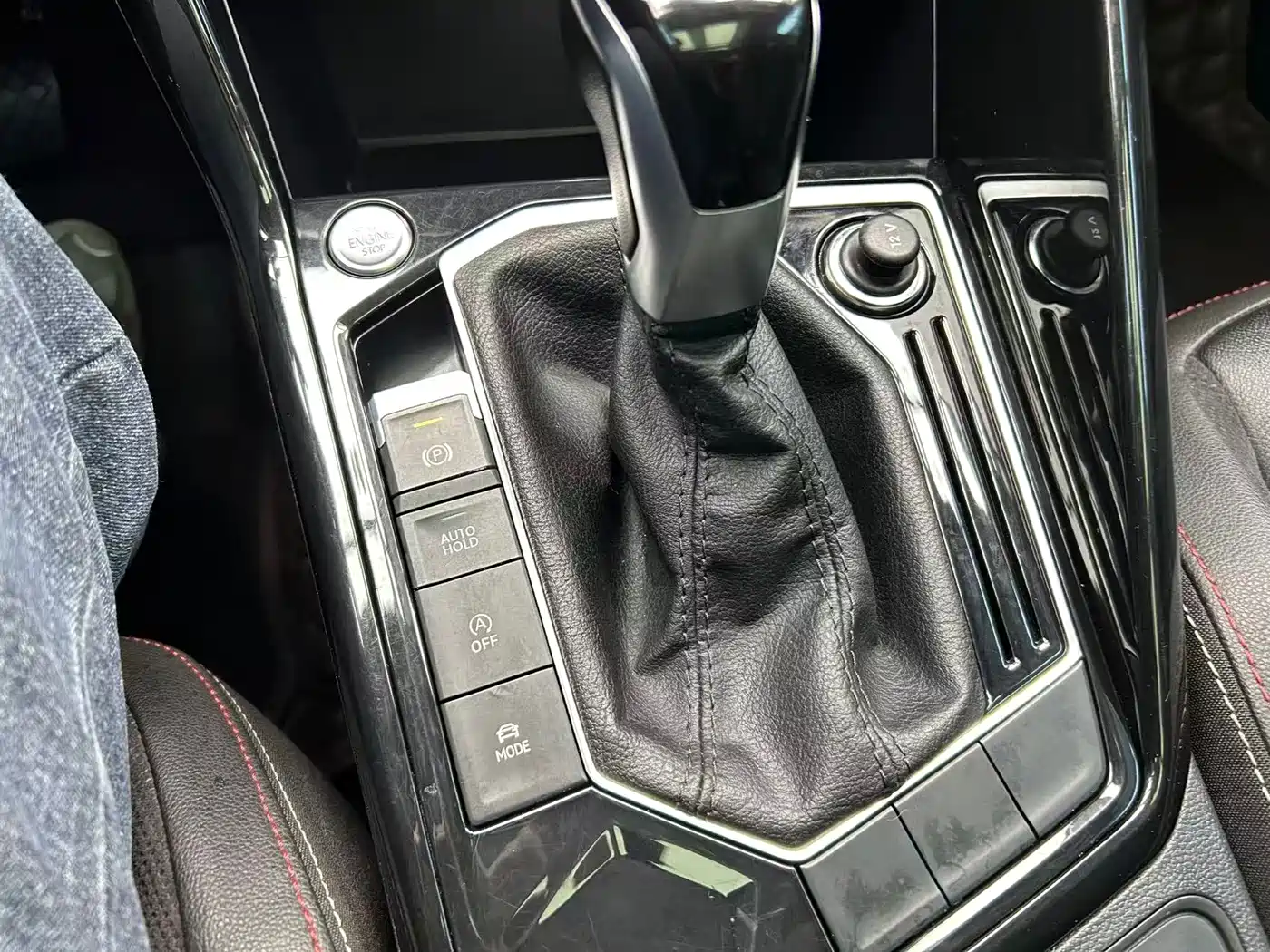 Volkswagen Tayron 2022 280TSI 2WD Luxury Smart Connect Edition фото 14