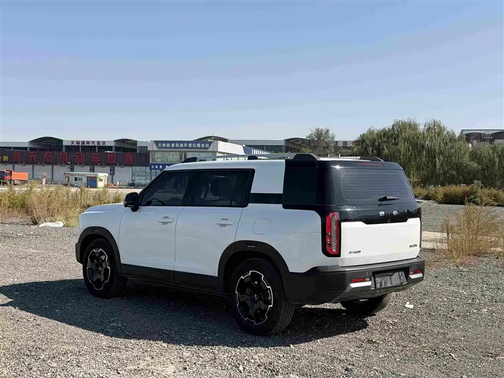 Photo 6 - BAIC ORV Beijing Off-Road BJ30