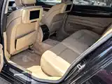 Photo 7 - BMW 7 Series