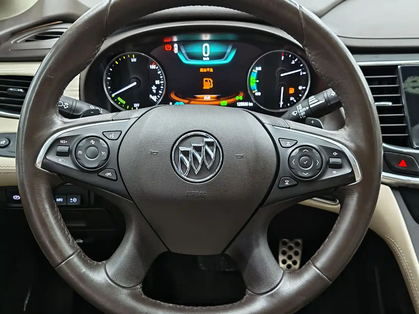Photo 13 - Buick LaCrosse