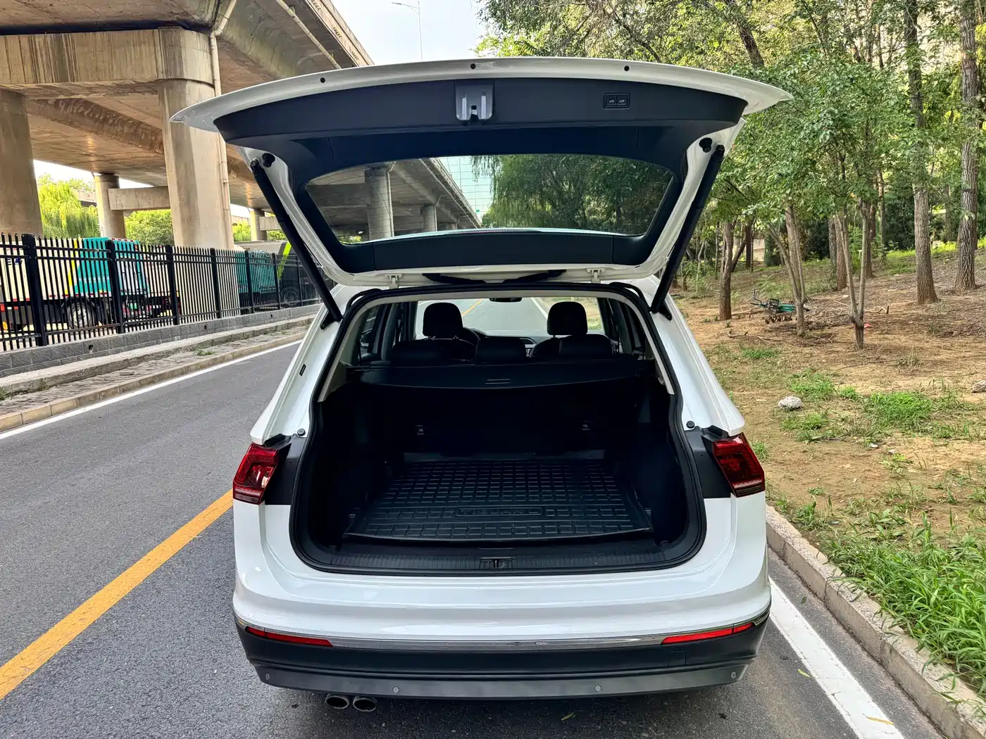 Volkswagen Tiguan L 2017 330TSI Automatic 2WD Flagship Edition фото 15