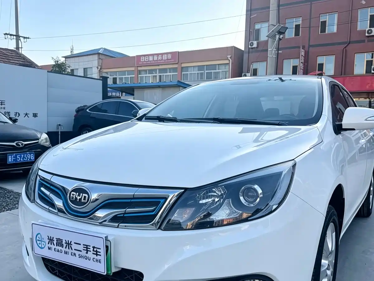 2016 BYD e5