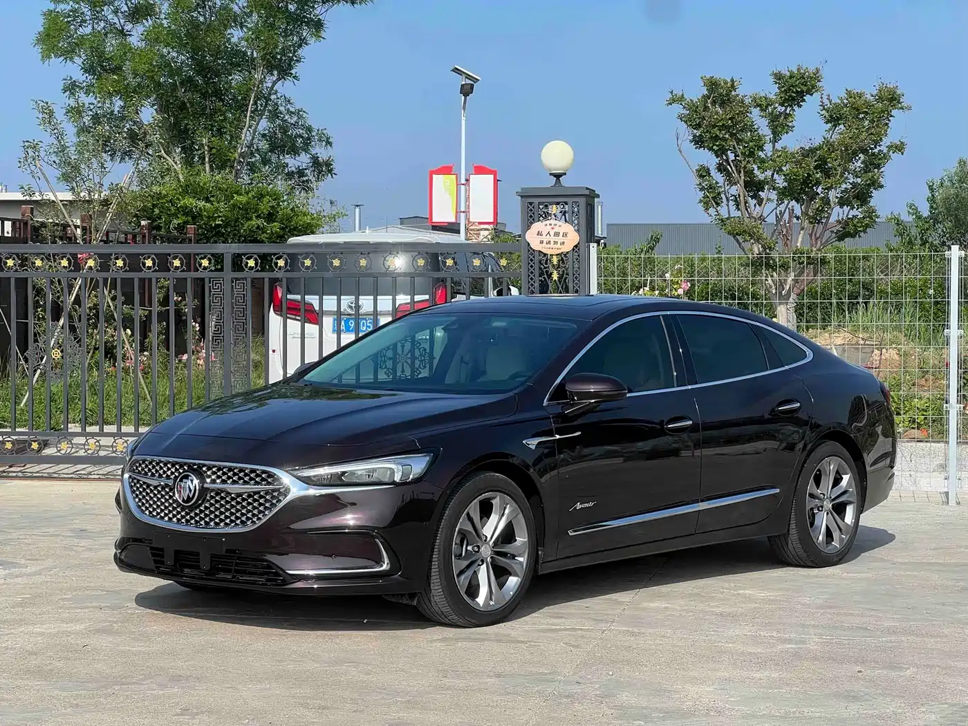 Buick LaCrosse 2022 Avenir First Edition