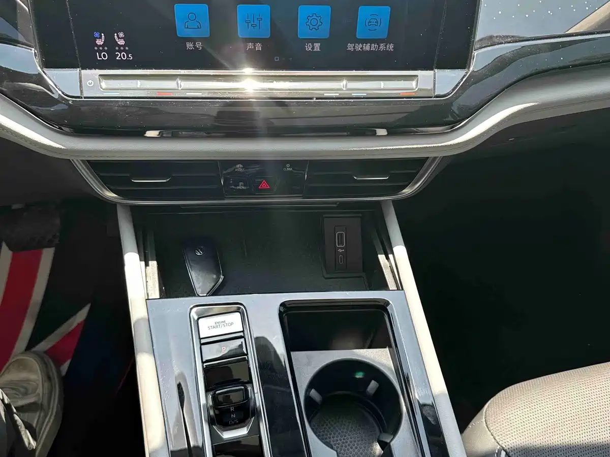 Volkswagen Teramont 2022 380TSI 4MOTION Premium Flagship фото 4