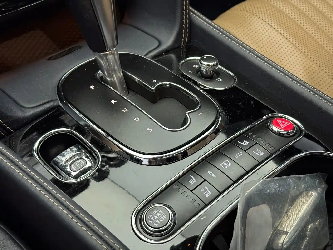 Photo 13 - Bentley Flying Spur