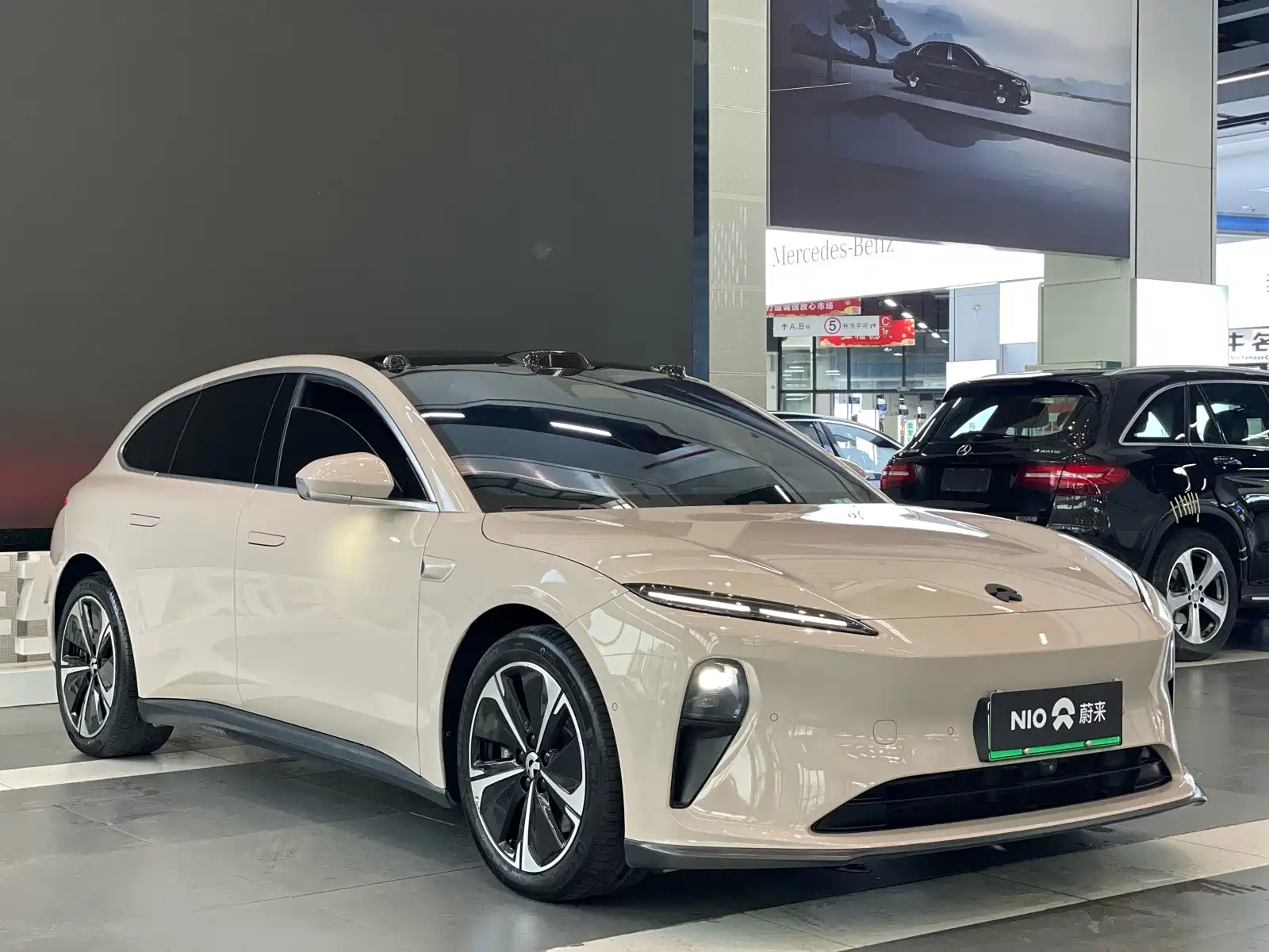Фото 2 - NIO ET5T