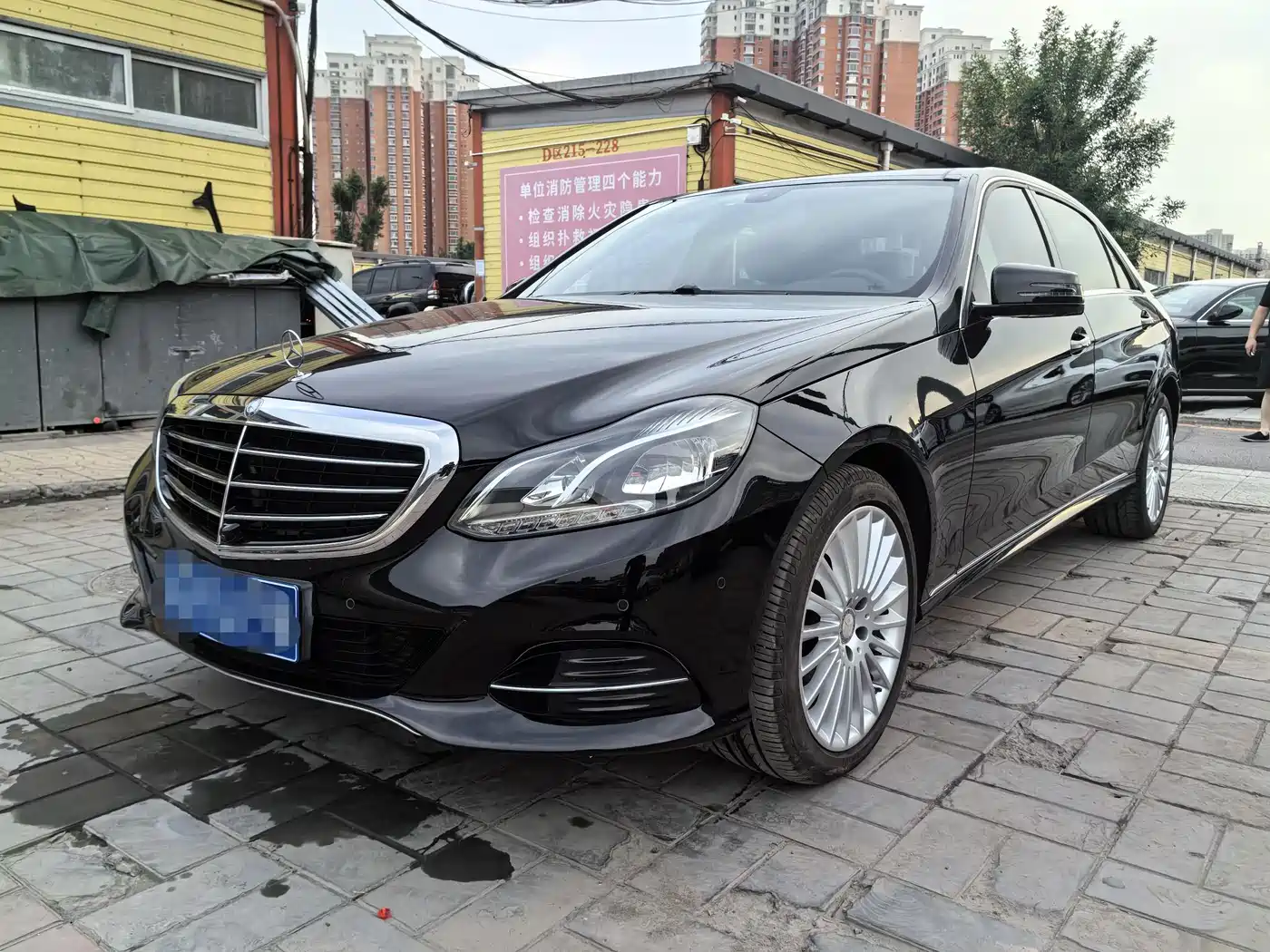 Mercedes-Benz E-Class 2015 E 260 L фото 3