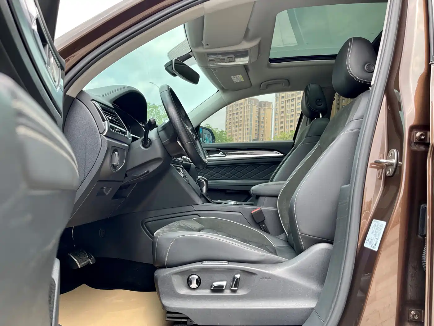 Volkswagen Teramont 2019 Model Teramont X 380TSI 4WD Prestige Luxury Edition фото 9