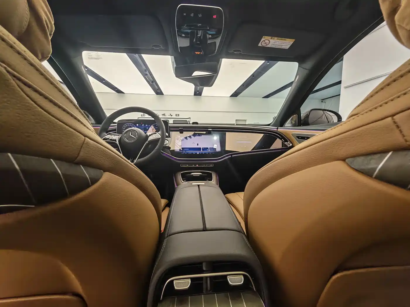 Mercedes-Benz E-Class 2024 Model E 300 L Luxury фото 8