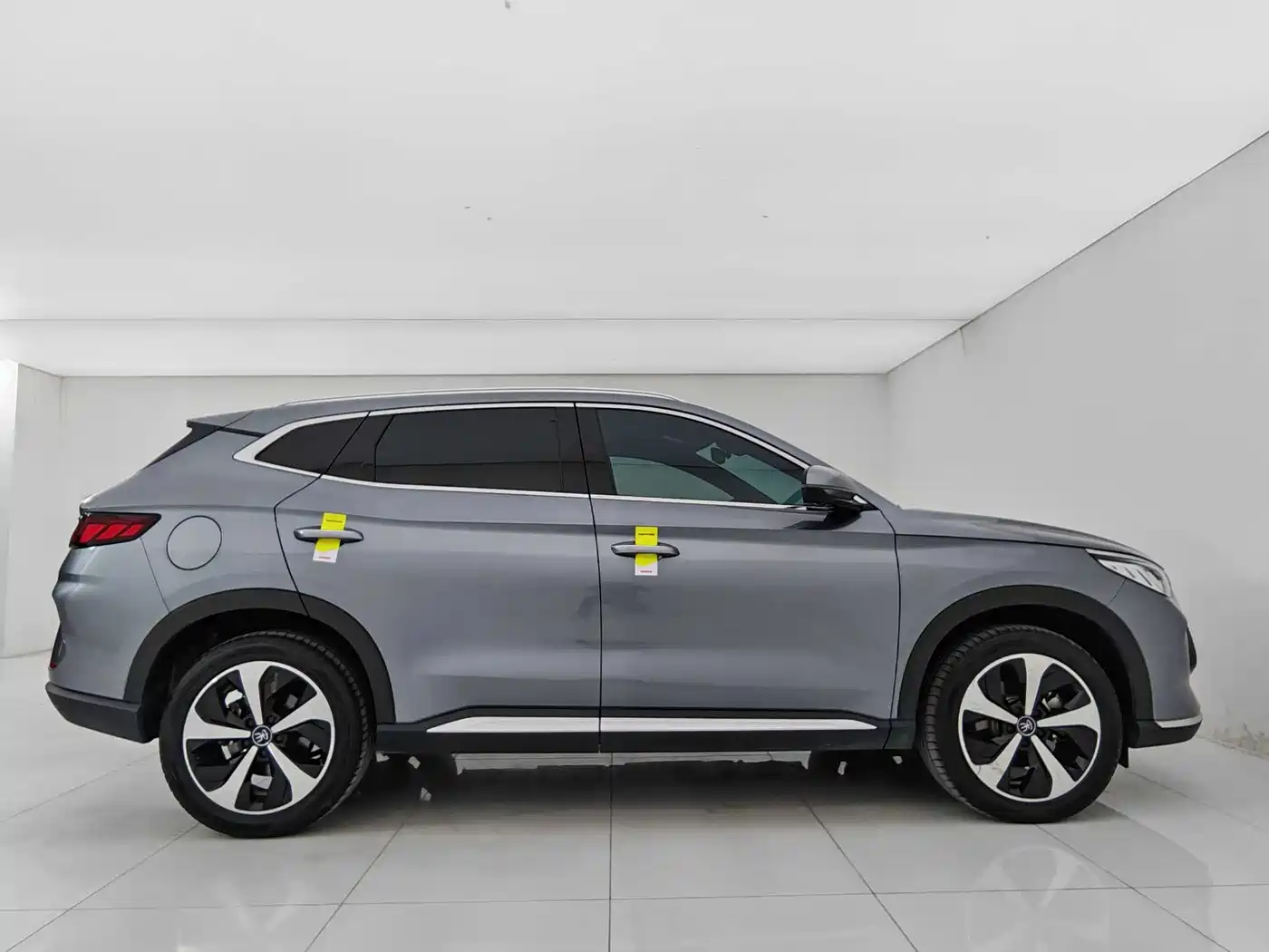 BYD Song PLUS PHEV 2021 DM-i 51KM Honor фото 6