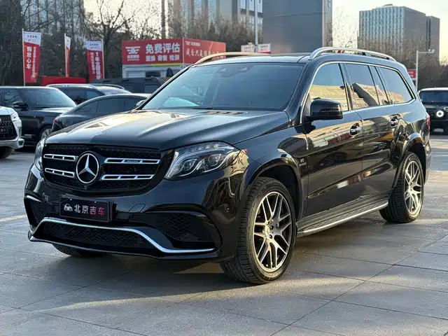 MERCEDES-BENZ GLS AMG