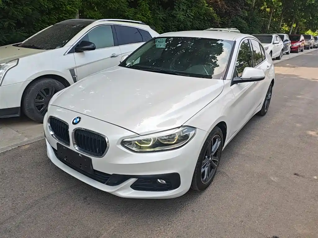 BMW 1 Series 2019 118i Fashion Edition