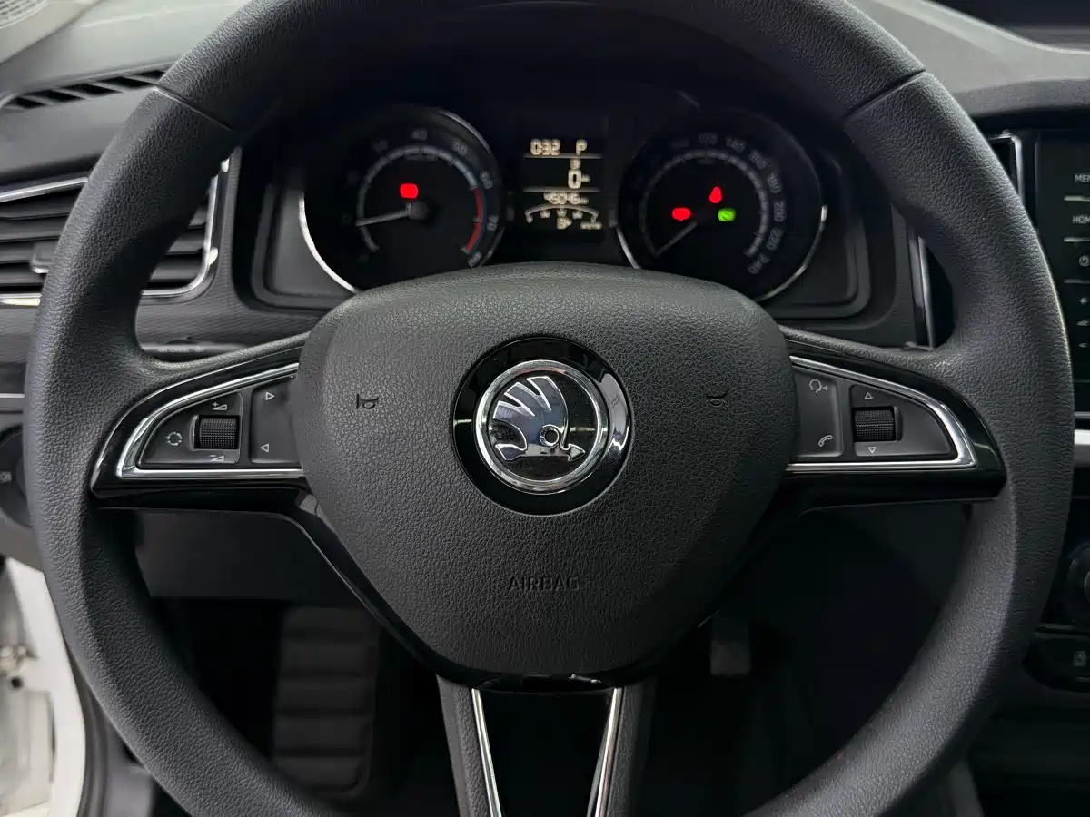 Škoda Kamiq 2021 GT TSI230 DSG Flagship Edition фото 10