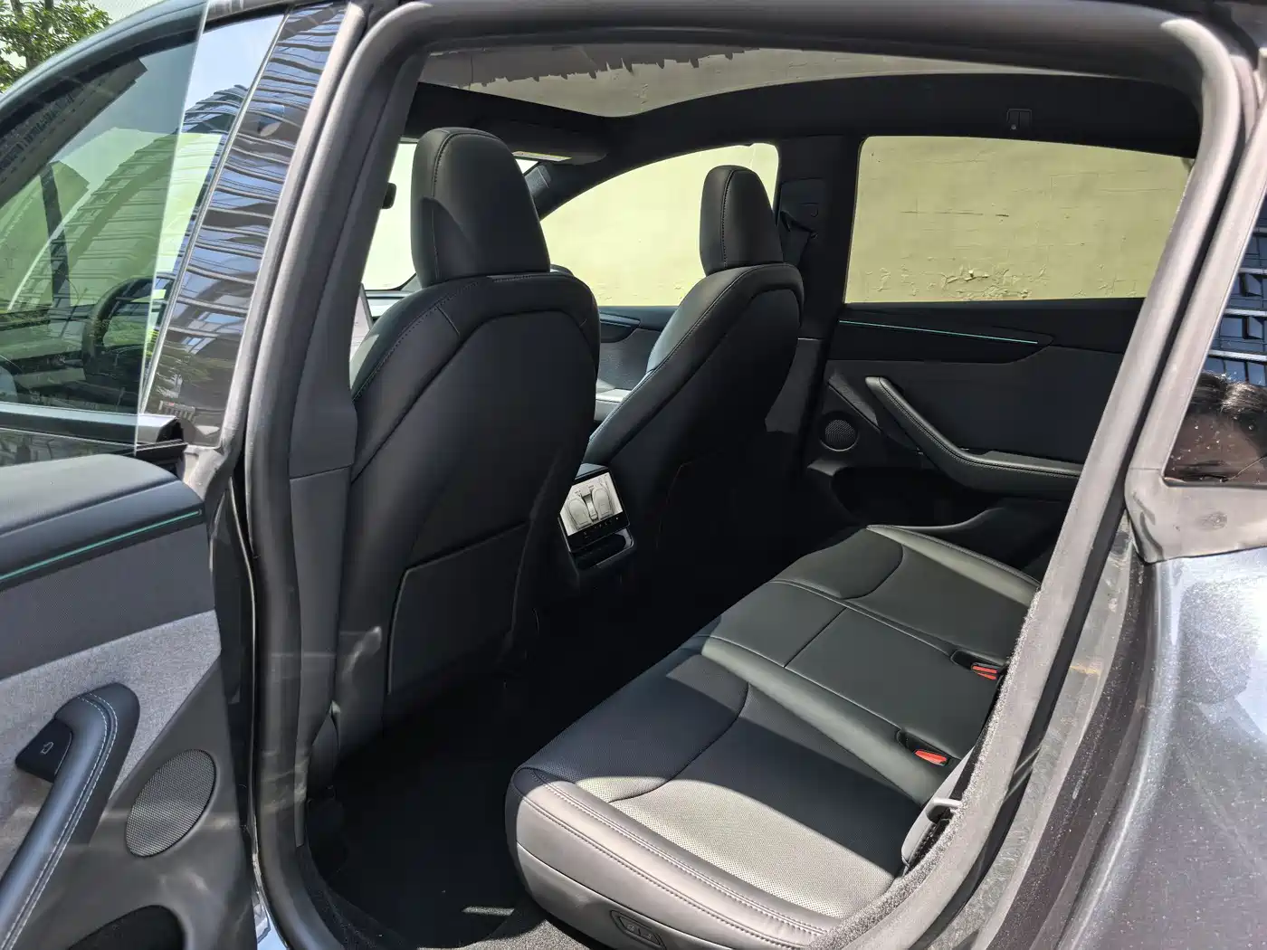 Tesla Model Y 2026 Rear-Wheel Drive фото 13