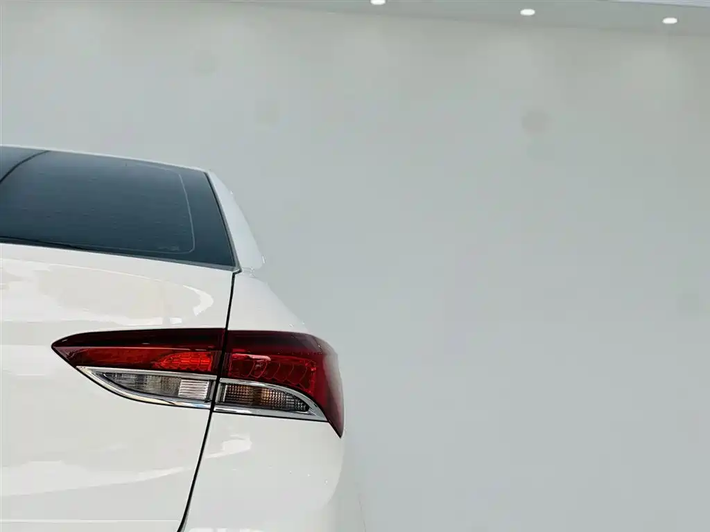 Buick Excelle 2021 Facelift Exemplar 1.5L Auto Elite фото 10