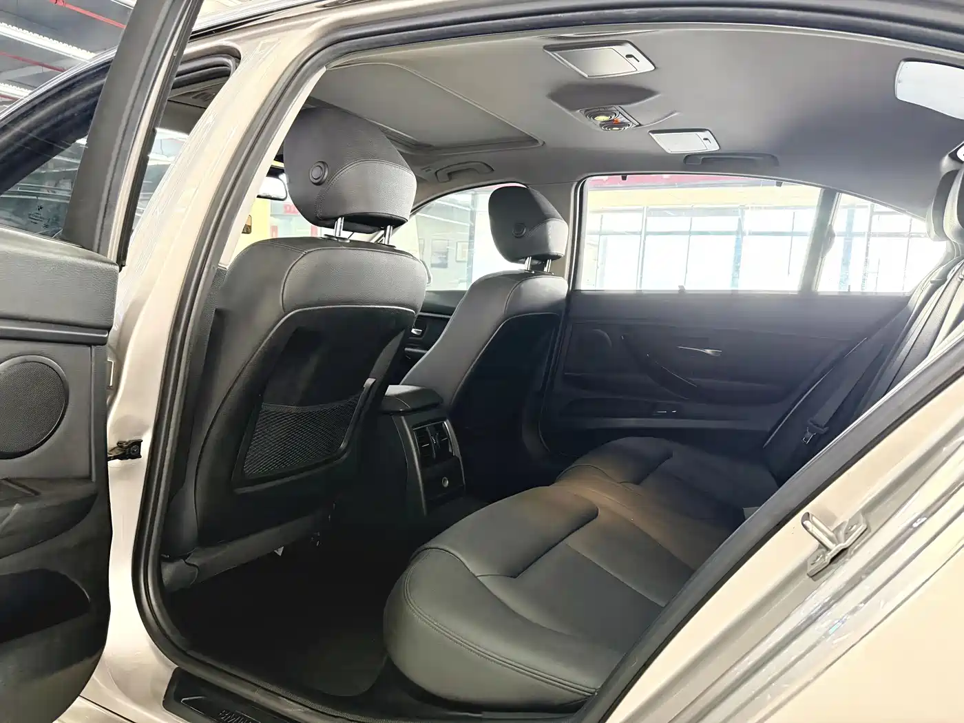 BMW 3 Series 2017 320Li Fashion фото 5
