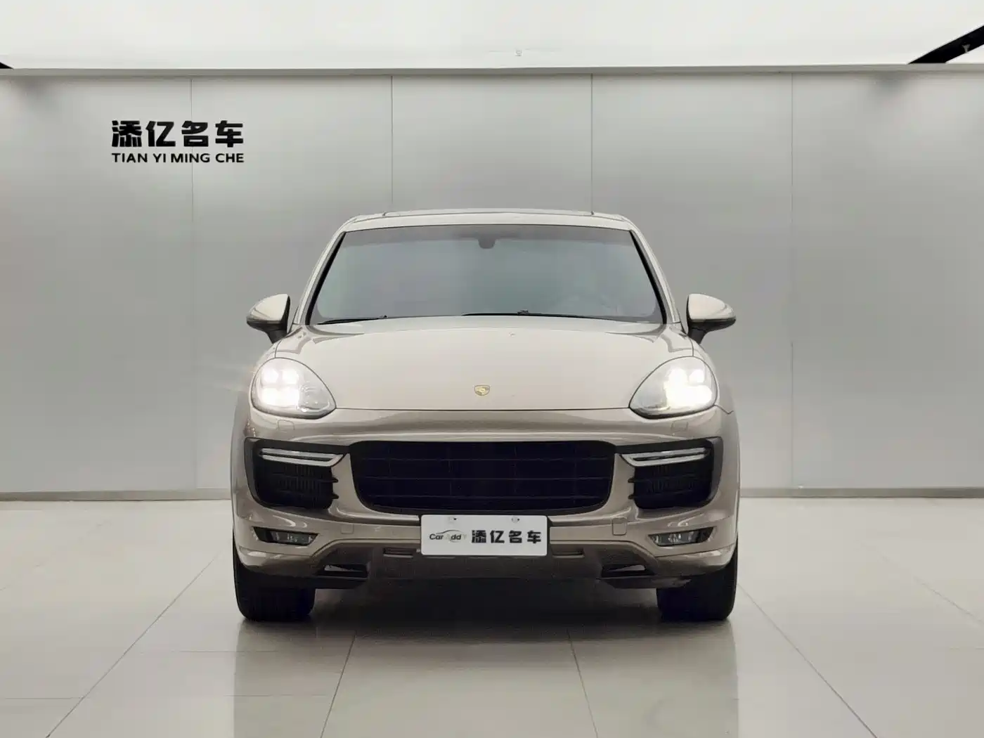 Porsche Cayenne 2015 Cayenne GTS 3.6T фото 2