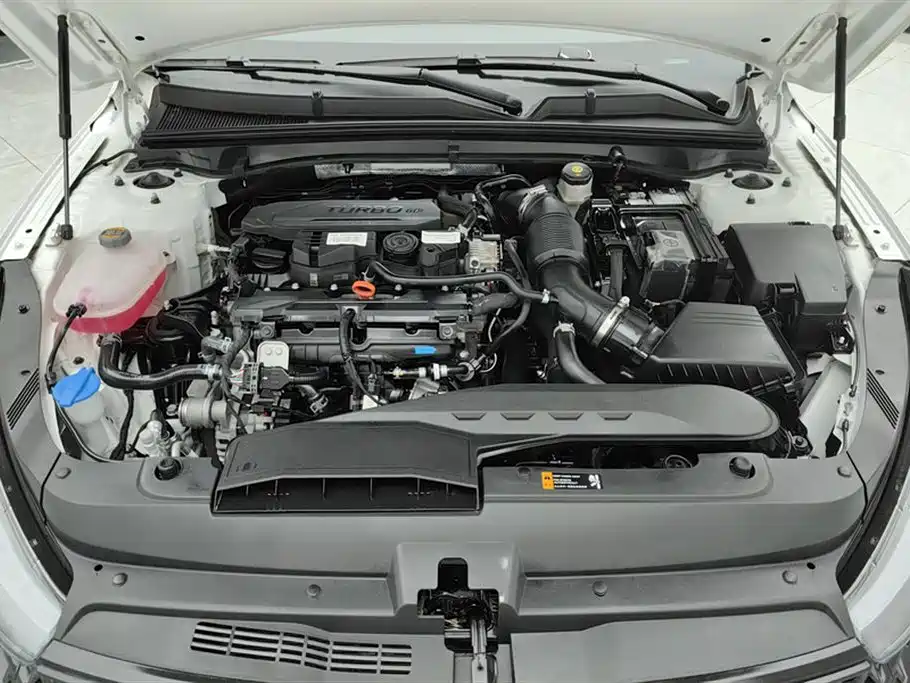 Kia K5 2021 270T CVVD Renewal Edition фото 10