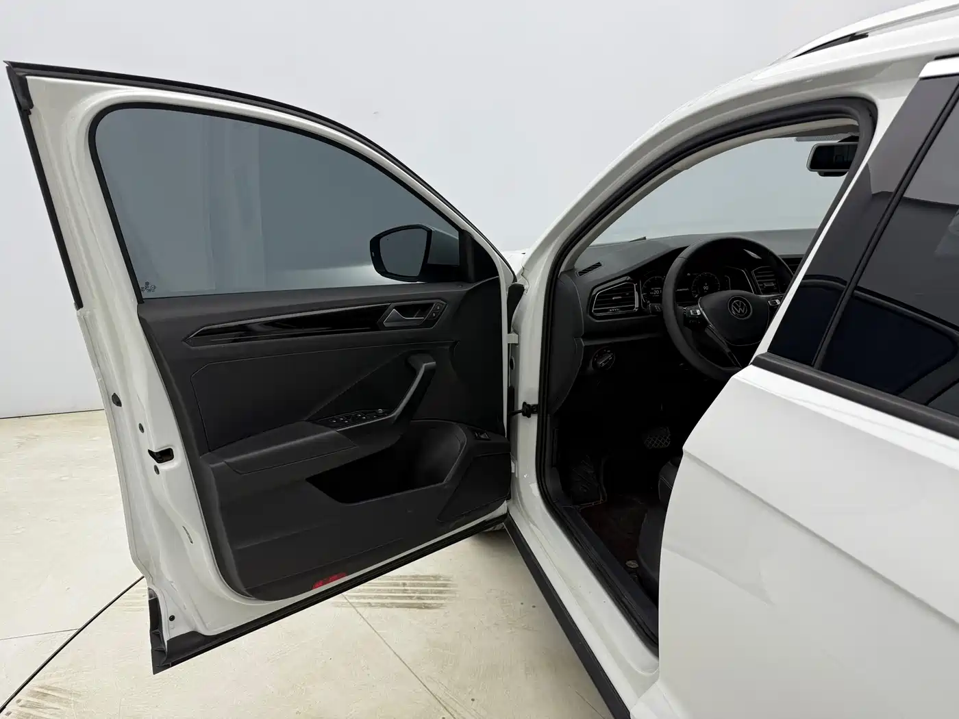 Volkswagen T-ROC 2021 280TSI DSG 2WD Comfort Connected фото 18