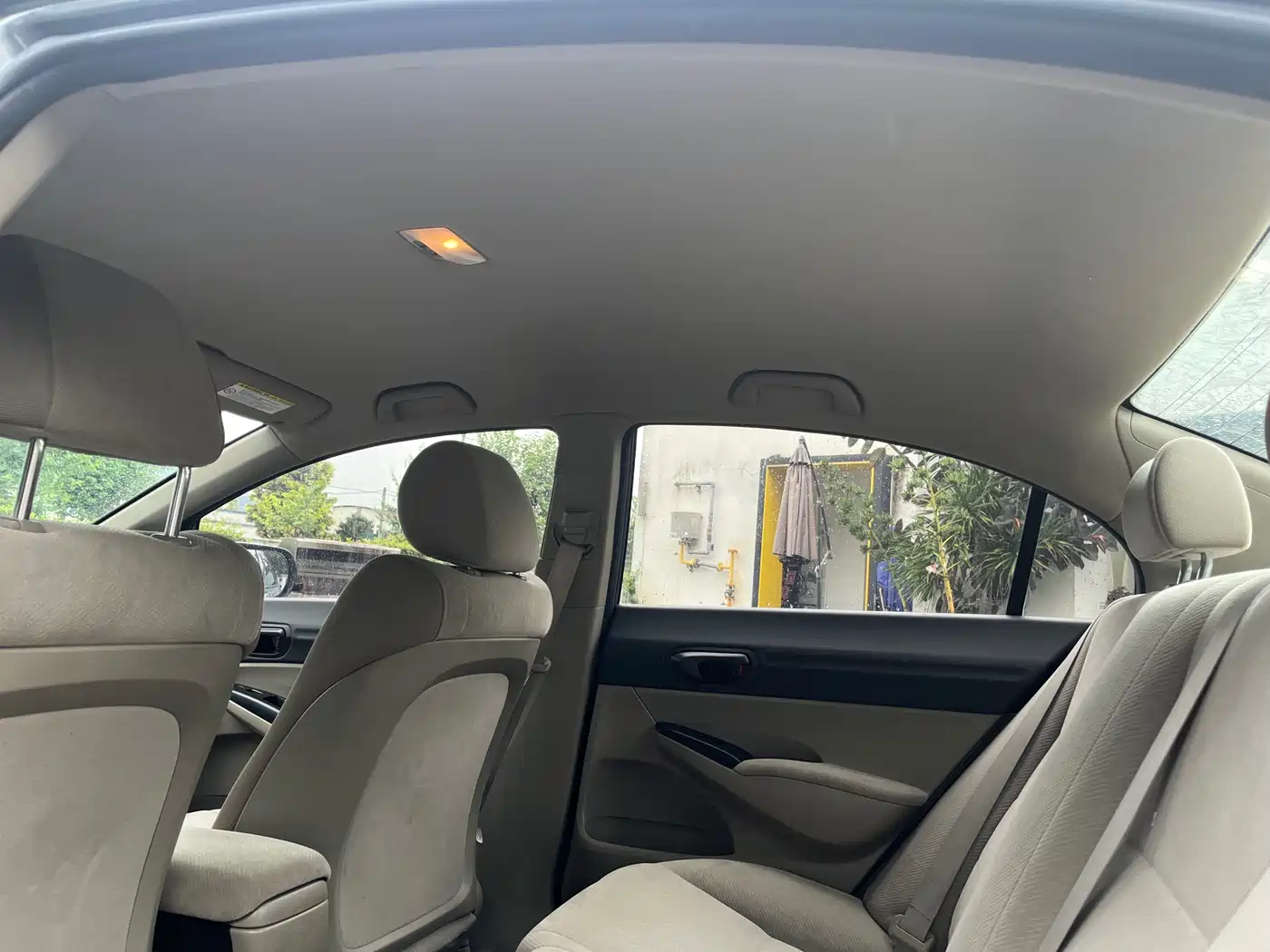 CIIMO CIIMO 2014 2012 1.8L Automatic