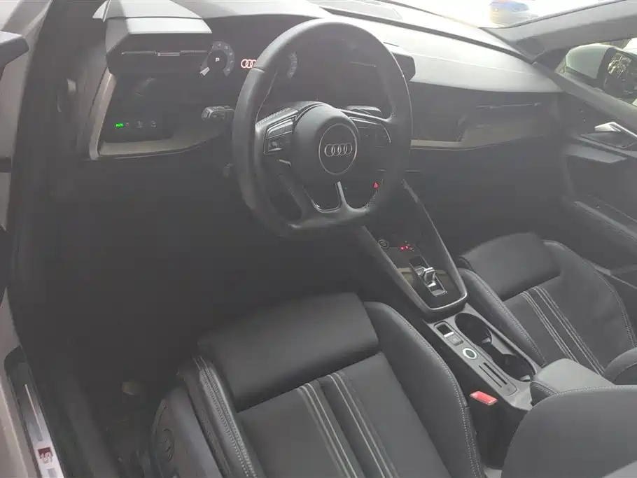 Audi A3 2023 Facelift Sportback 35 TFSI Fashion Sport фото 12